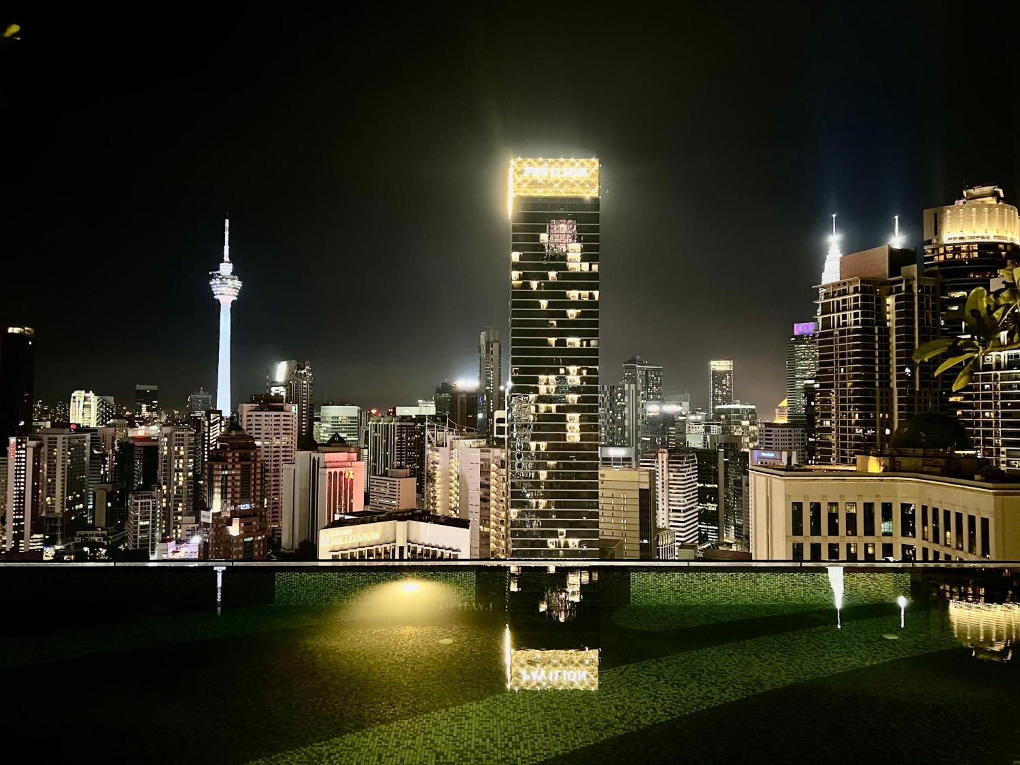 Axon Residences At Bukit Bintang Kuala Lumpur By Comfort Suites Exterior photo